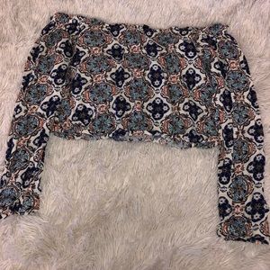 H&M Off the shoulder long sleeve crop top